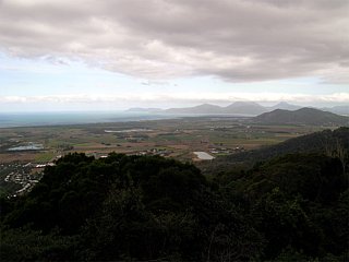 A view from a sightseeing area to the north of Cairns.