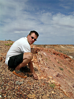 We managed to get Asmu out of the car for a few minutes to take this photo near Coober Pedy. (Picture: kuvaweopu)